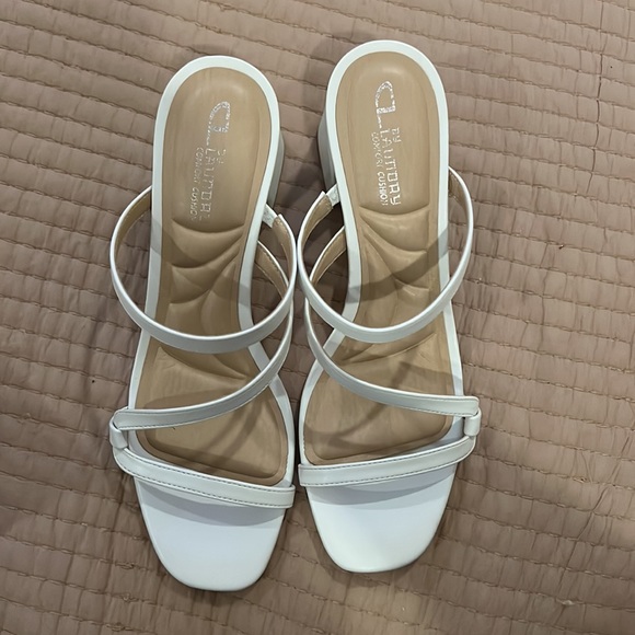 White heels 7.5 - Picture 4 of 7